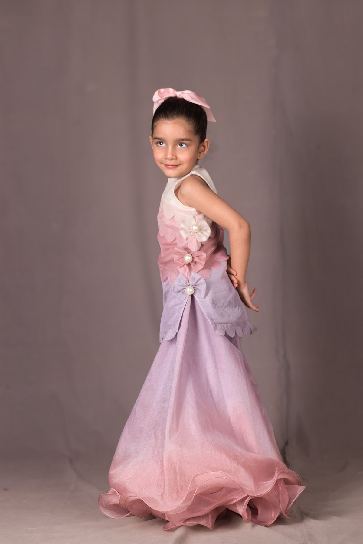 OMBRE BOW OUTFIT WITH PEARL DETAILING